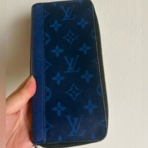 Auth Louis Vuitton Taigarama Brazza Wallet